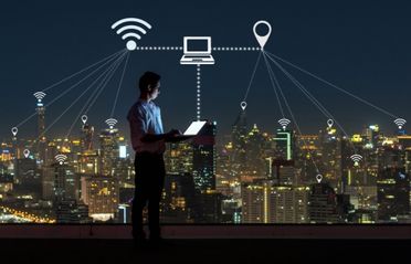 How The Government Can Use IoT to Drive Smart City Development 1